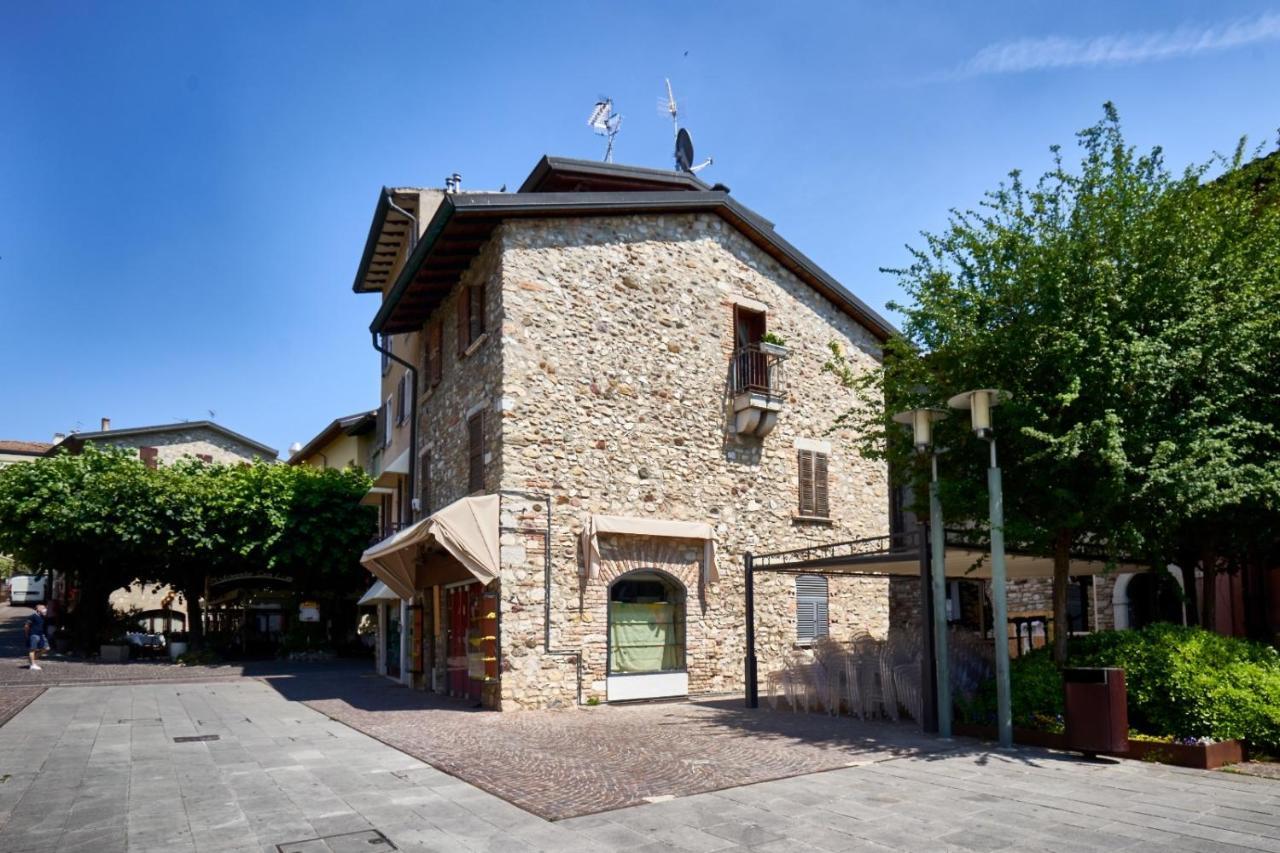 Porto Valentino 2 Lägenhet Sirmione Exteriör bild