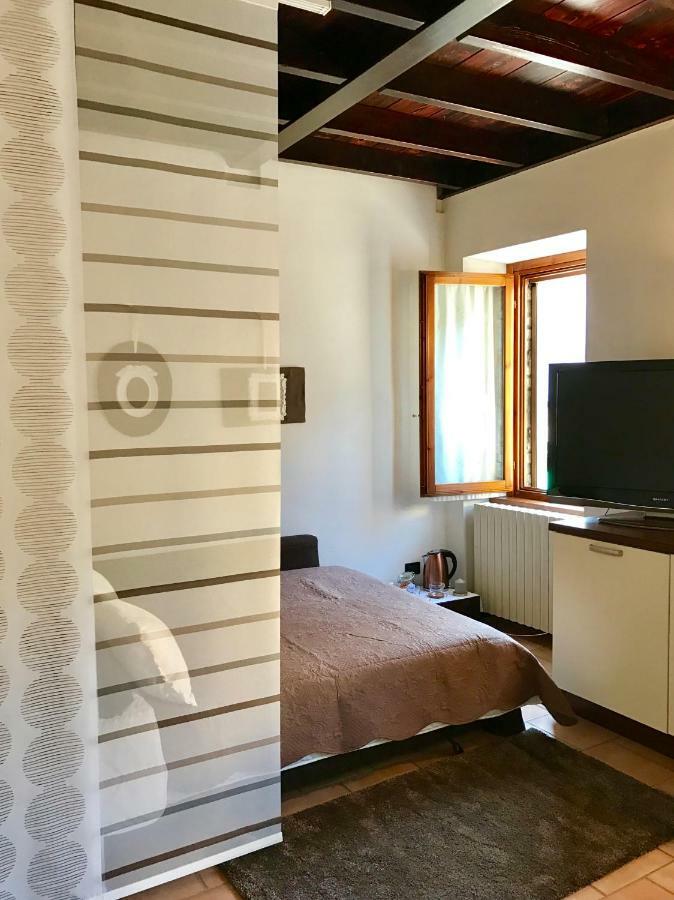 Porto Valentino 2 Lägenhet Sirmione Exteriör bild