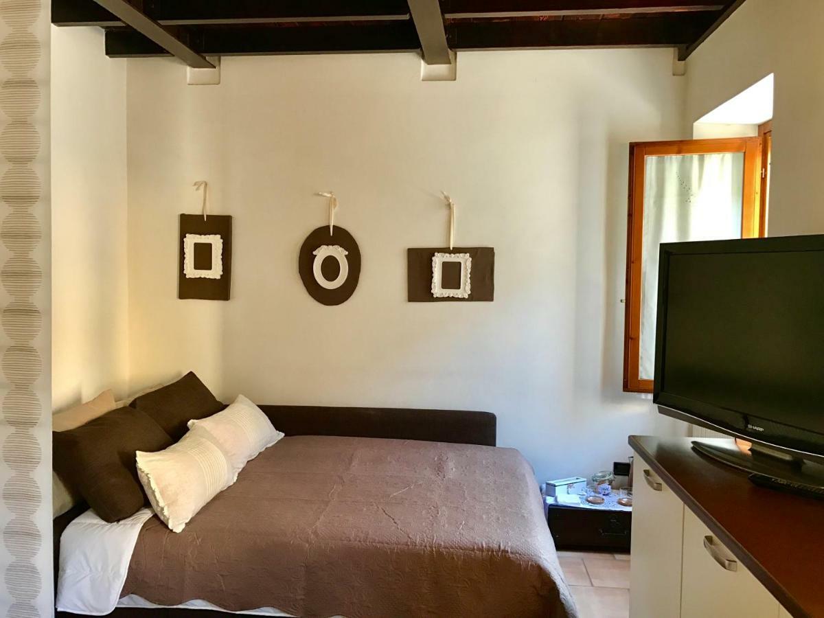Porto Valentino 2 Lägenhet Sirmione Exteriör bild